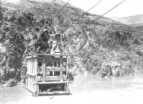 [NAU.PH.96.3.23.10] John Waltenberg and two "dudes," Bass Ferry, circa 1910.