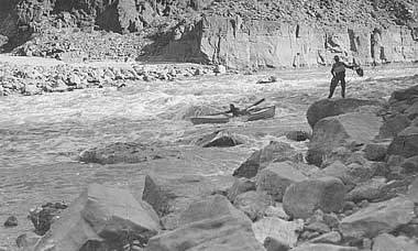 [NAU.PH.96.3.35.3] Bert Lauzon and Emery Kolb, Tapeats Creek, 1911.